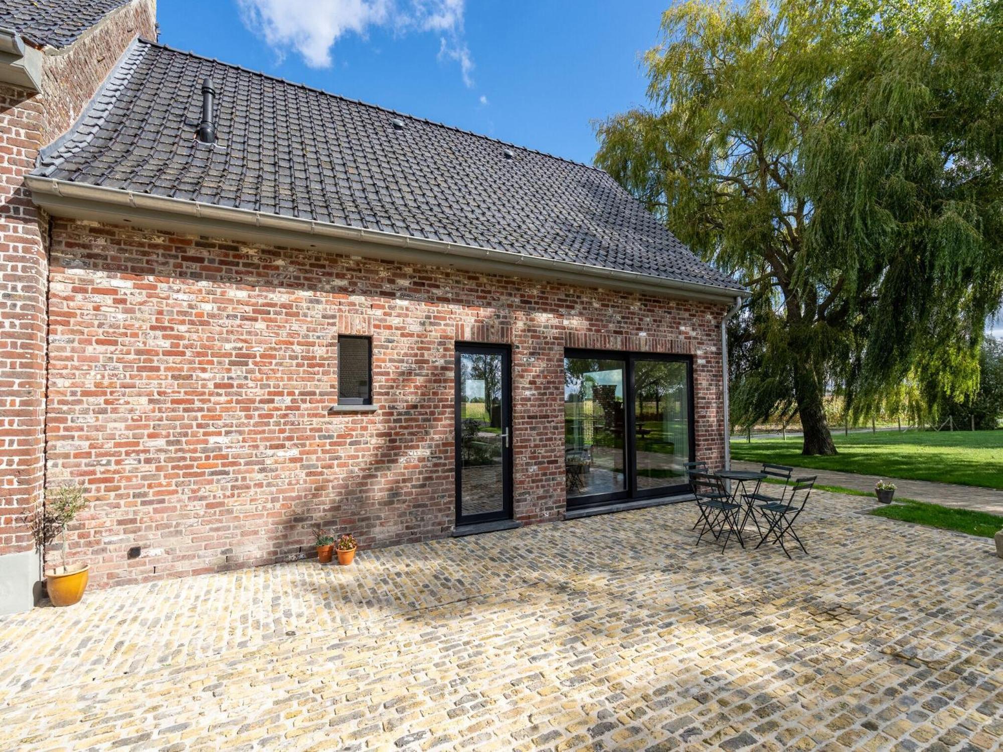 Spacious Holiday Home With Pond In Poperinge Roesbrugge-Haringe Exterior photo